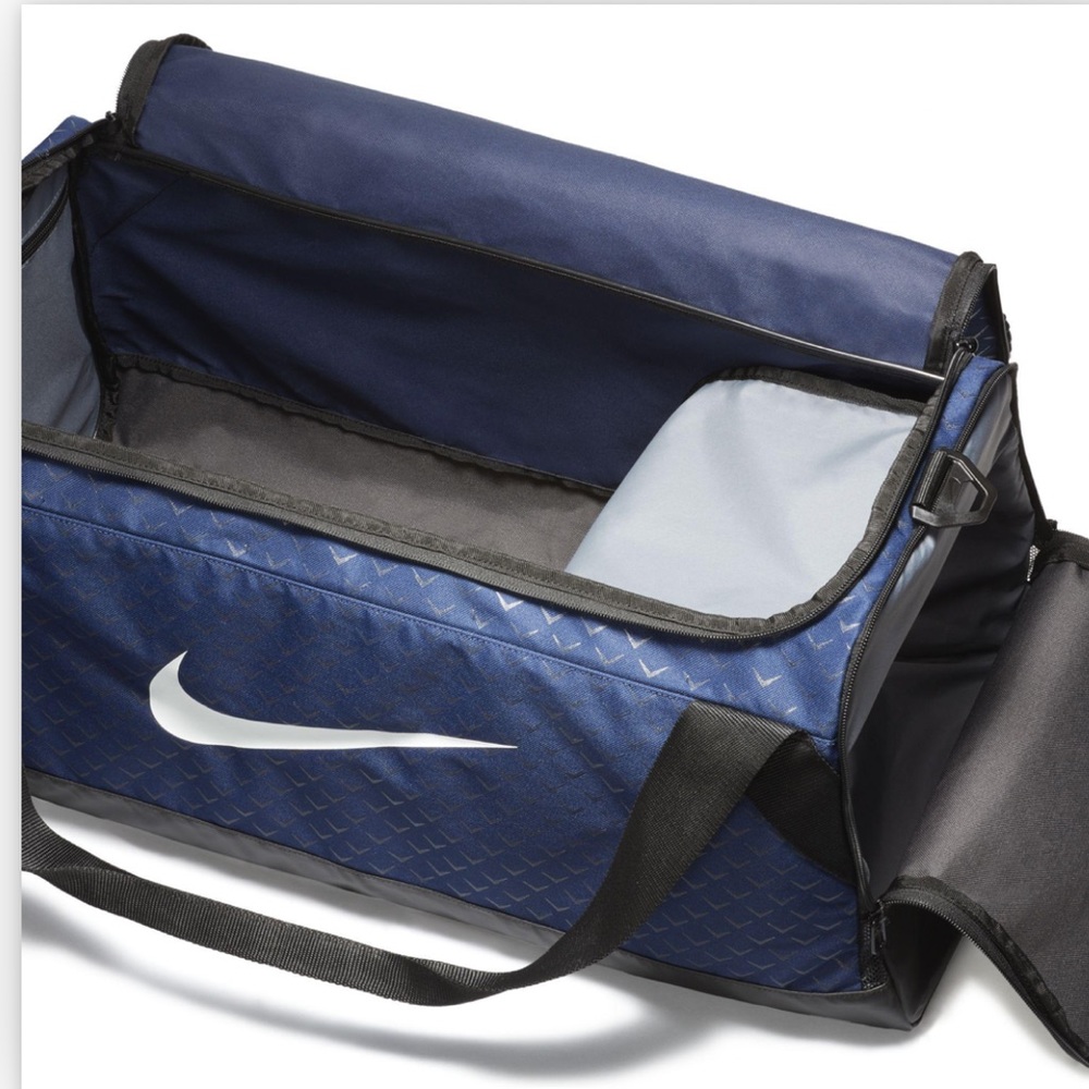 Nike Brasilia 7 Graphic Medium Duffel Bag Color: Binary Blue - Picture 3 of 7